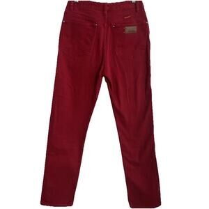 Wrangler VTG Red Jeans Leather Patch Cowboy Cut 26x31 Cotton Western Cowgirl USA